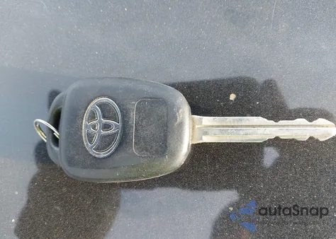 2015 Toyota Corolla S Plus z USA, uszkodzony, nr VIN 2T1BURHE0FC381879